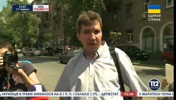 Как честные СМИ "глушат" своих коллег из "112" и "Украины" Как честные СМИ "глушат" своих коллег из "112" и "Украины"