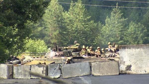Донецк и Луганск: в эпицентре украинского кризиса Донецк и Луганск: в эпицентре украинского кризиса