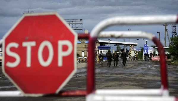 Оружие и надзиратели для украинской армии Оружие и надзиратели для украинской армии
