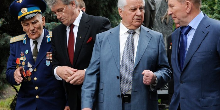 Экс-президенты Украины просят Владимира Путина начать переговоры Экс-президенты Украины просят Владимира Путина начать переговоры