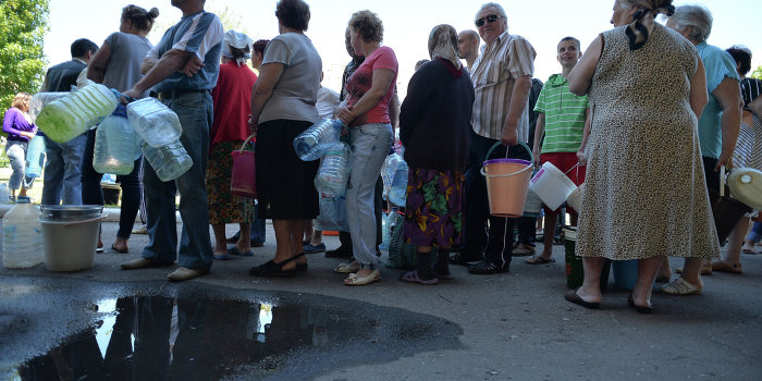 Олег Царёв: «Воды в Донецке хватит на два дня» Олег Царёв: «Воды в Донецке хватит на два дня»