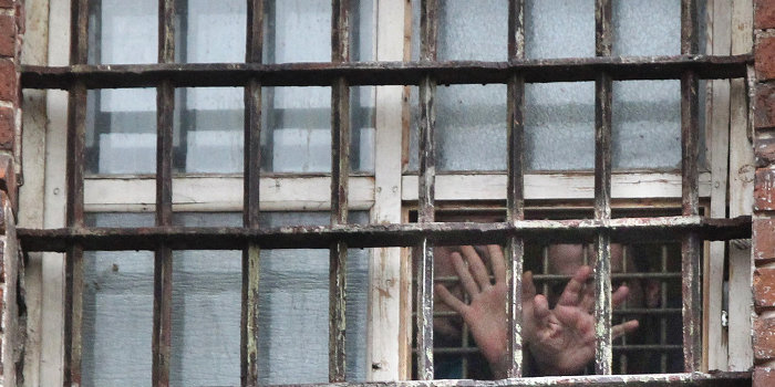 Одессита заключили под стражу за отказ убивать мирных жителей Донбасса Одессита заключили под стражу за отказ убивать мирных жителей Донбасса