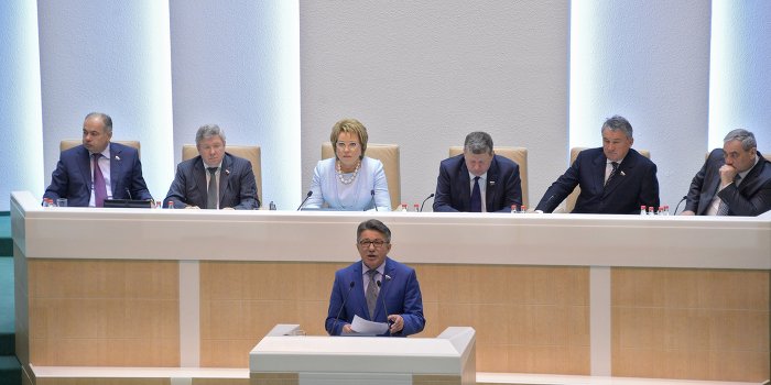 Решение Совфеда спасло крымчан, но теперь наступил этап переговоров Решение Совфеда спасло крымчан, но теперь наступил этап переговоров