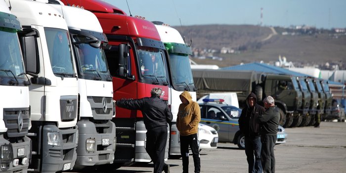 МЧС РФ доставит гуманитарную помощь для украинцев МЧС РФ доставит гуманитарную помощь для украинцев