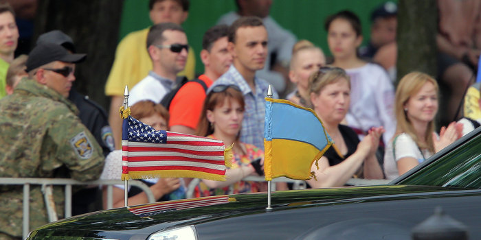 Советники США руководят Киевом Советники США руководят Киевом