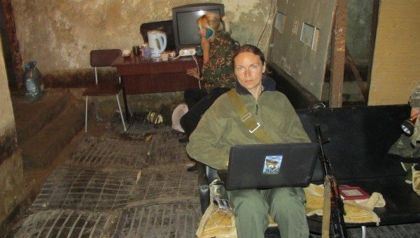 Немка приехала защищать Донбасс от фашизма Немка приехала защищать Донбасс от фашизма