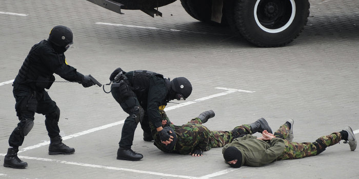 Сергей Глазьев обвинил СБУ в терроризме Сергей Глазьев обвинил СБУ в терроризме
