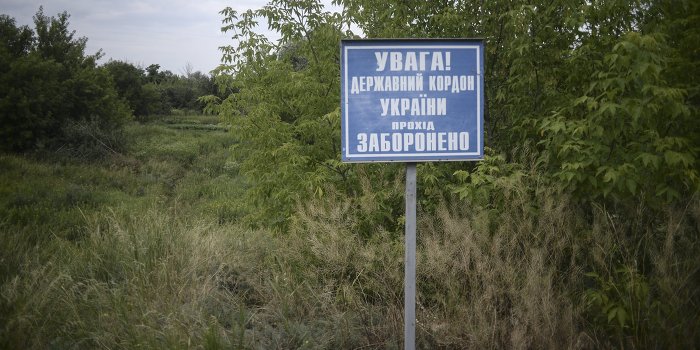 Беглецы из зазеркалья Беглецы из зазеркалья