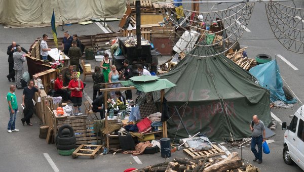 Западные СМИ об украинской войне: кажется, Россия тут не при делах Западные СМИ об украинской войне: кажется, Россия тут не при делах