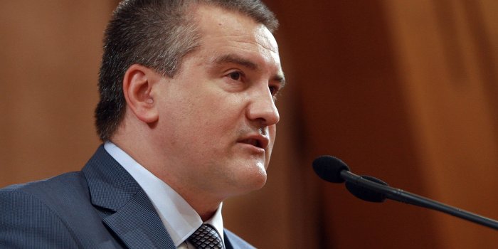 Аксенов: угрозы Киева бесперспективны Аксенов: угрозы Киева бесперспективны