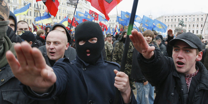 Украинский фашизм – выдумка путинской пропаганды! Или таки нет? Украинский фашизм – выдумка путинской пропаганды! Или таки нет?