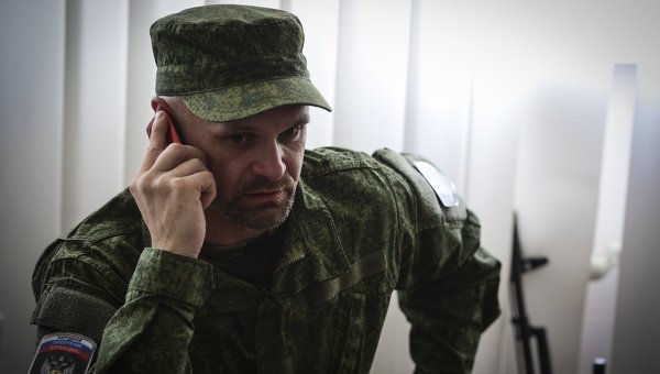 Командир ополченцев Мозговой пригласил украинских журналистов в гости Командир ополченцев Мозговой пригласил украинских журналистов в гости