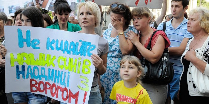 Украинцы возмущены: сыновья чиновников и бизнесменов не идут воевать Украинцы возмущены: сыновья чиновников и бизнесменов не идут воевать