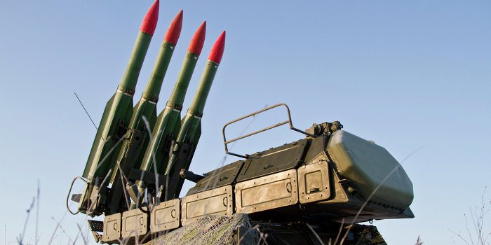 Украинские военные прячут «БУК», атаковавший Boeing Украинские военные прячут «БУК», атаковавший Boeing