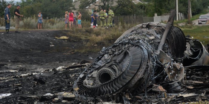 Эксперты: Boeing рейса MH-17 был сбит ракетой комплекса «Бук» Эксперты: Boeing рейса MH-17 был сбит ракетой комплекса «Бук»