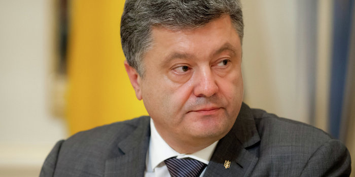 Порошенко боится военного положения Порошенко боится военного положения