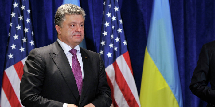 Порошенко готовит американскую диктатуру Порошенко готовит американскую диктатуру