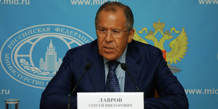 Лавров предложил ООН ввести на Украину российские миротворческие войска Лавров предложил ООН ввести на Украину российские миротворческие войска