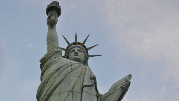 Эксперт: Чтобы избежать войны с США, Россия должна присоединить Донбасс Эксперт: Чтобы избежать войны с США, Россия должна присоединить Донбасс