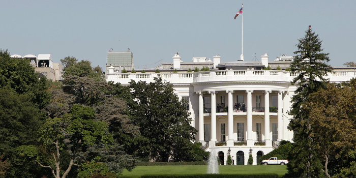 США опровергли факт поставки вооружения ополченцам Россией США опровергли факт поставки вооружения ополченцам Россией
