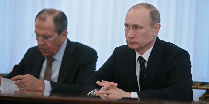 Россия направляет в Новороссию гуманитарный конвой