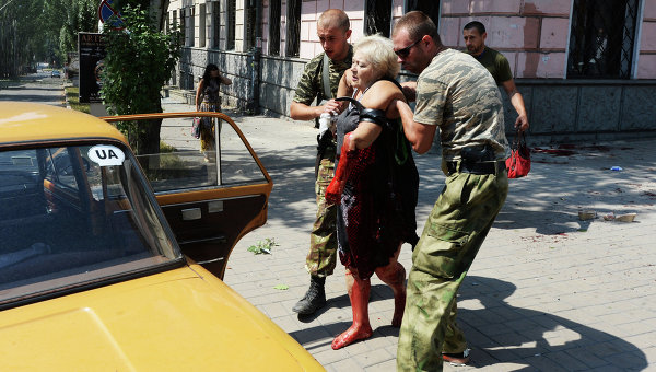 Донецк бомбят фосфорными боеприпасами