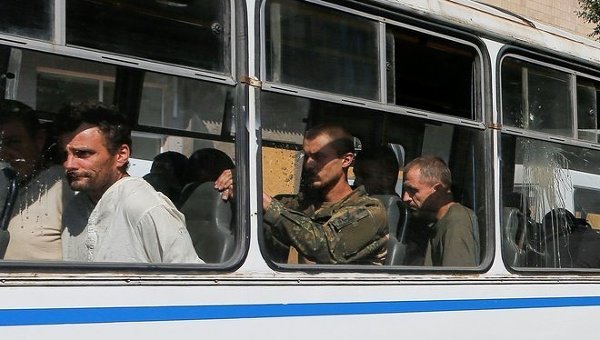 Бандеровский крест стал символом украинской армии Бандеровский крест стал символом украинской армии