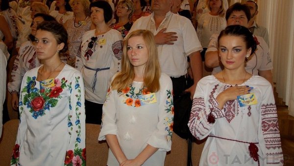 Одесских учителей обязали носить вышиванки