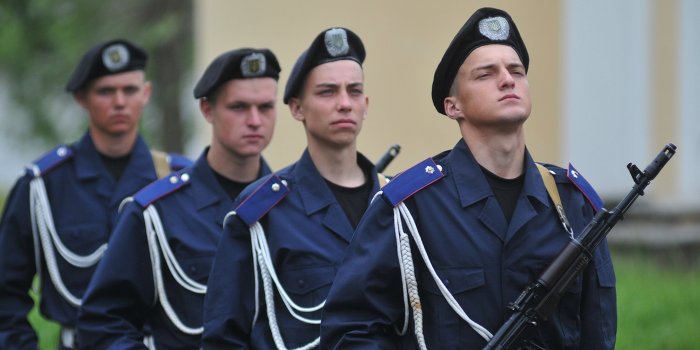 Украинские воины и золотая чаша Украинские воины и золотая чаша