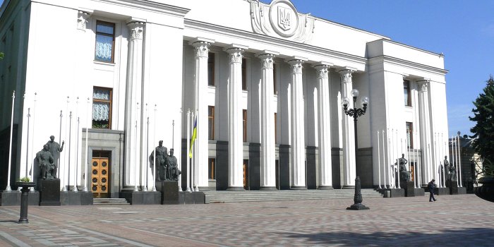В Киеве нарастает политический кризис В Киеве нарастает политический кризис