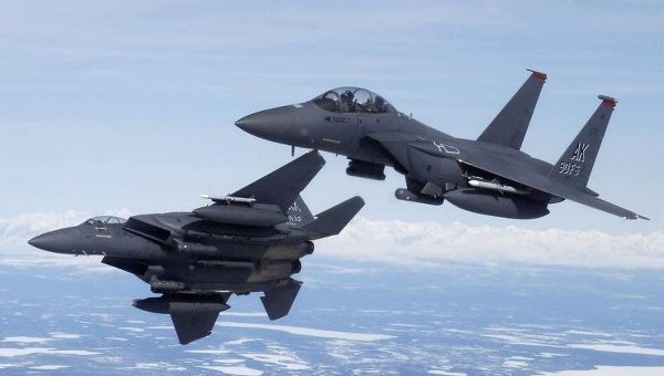 Почему НАТО берет Россию в кольцо