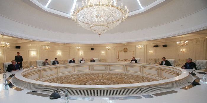 Минское перемирие: все только начинается Минское перемирие: все только начинается