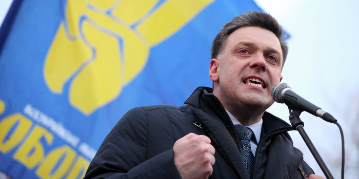 Тягнибок объявил о капитуляции киевских властей Тягнибок объявил о капитуляции киевских властей