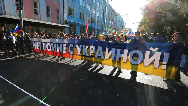 Зачем Запад навязывает нам культ личности Владимира Путина Зачем Запад навязывает нам культ личности Владимира Путина