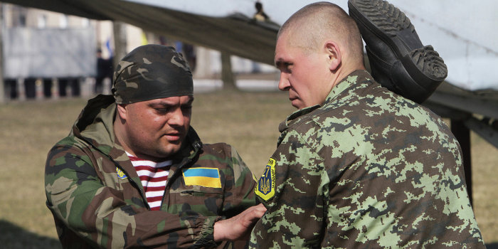 Тернопольские партизаны проходят курсы боевой подготовки Тернопольские партизаны проходят курсы боевой подготовки