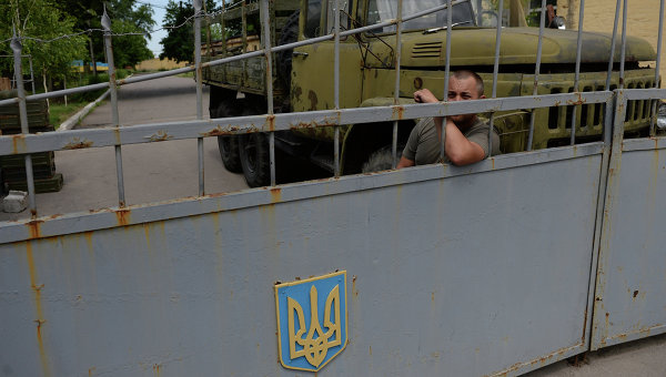 На Украине возбуждено уголовное дело против бывших министров обороны На Украине возбуждено уголовное дело против бывших министров обороны