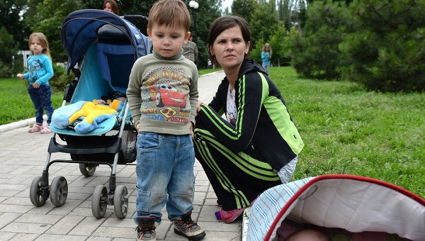 Львовяне отказывают в поселении беженцам Донбасса Львовяне отказывают в поселении беженцам Донбасса