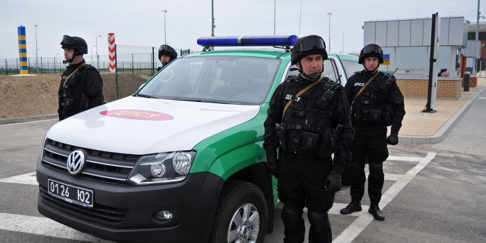 Поляки начали массово вступать в ополчение республик Новороссии Поляки начали массово вступать в ополчение республик Новороссии