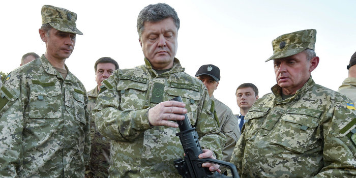 Порошенко приступил к уничтожению клана Яценюка Порошенко приступил к уничтожению клана Яценюка