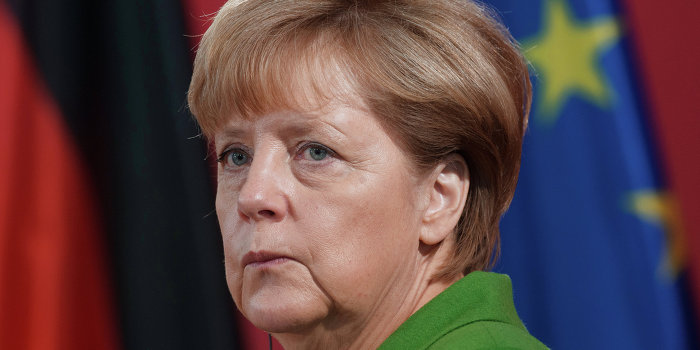 Меркель: Киеву нет смысла надеяться, что Брюссель оплатит его долги