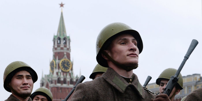Очередная ложь Тымчука: В Донецк вошла армия России Очередная ложь Тымчука: В Донецк вошла армия России