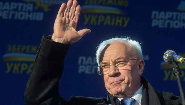 Яценюк назвал Азарова «национальным авторитетом Украины» Яценюк назвал Азарова «национальным авторитетом Украины»