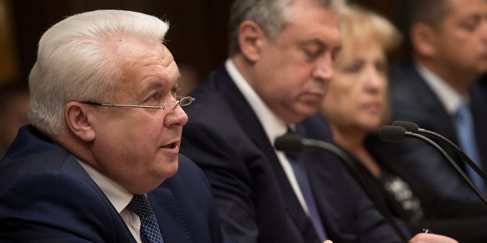 Владимир Олейник: На Украине начали легализировать фашизм Владимир Олейник: На Украине начали легализировать фашизм