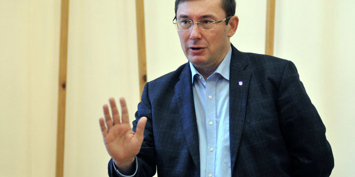 Советник Порошенко: Режим перемирия позволит вооружить Украину Советник Порошенко: Режим перемирия позволит вооружить Украину