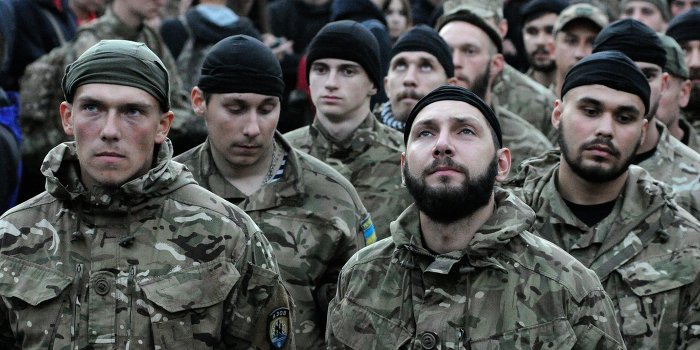 Пока Донбасс не грянет, бандеровец не перекрестится Пока Донбасс не грянет, бандеровец не перекрестится