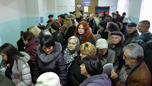 ЦИК ЛНР в связи с наплывом избирателей продлевает голосование до 22.00