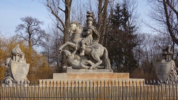 Галицкие интеллектуалы хотят лишить украинский язык кириллицы Галицкие интеллектуалы хотят лишить украинский язык кириллицы