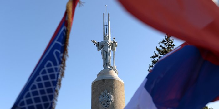 Сербия не введет антироссийские санкции несмотря на давление ЕС