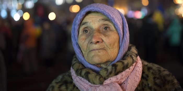 Bloomberg: Украинцы катастрофически обнищали Bloomberg: Украинцы катастрофически обнищали