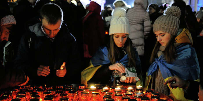 В Херсоне на годовщину Майдана в принудительном порядке свезли бюджетников